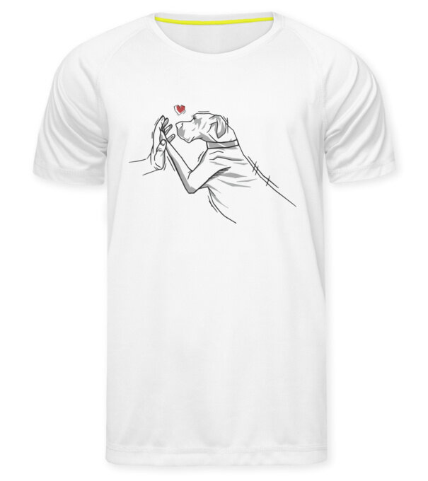  model  pe tricou