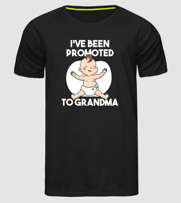 Am devenit bunică model negru pe tricou