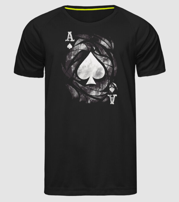 As de pică model negru pe tricou