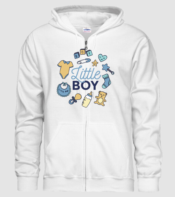 Băiețel model alb pe tricou