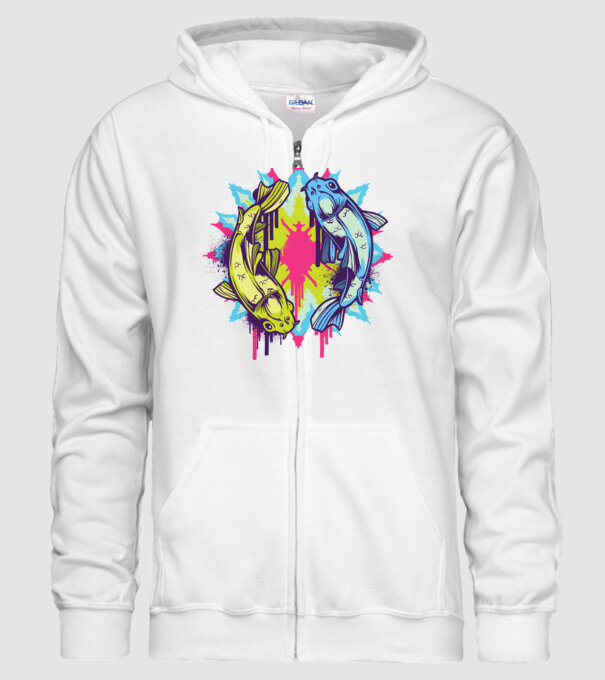 Crap Koi Colorat model alb pe tricou
