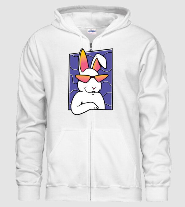 Iepuraș model alb pe tricou