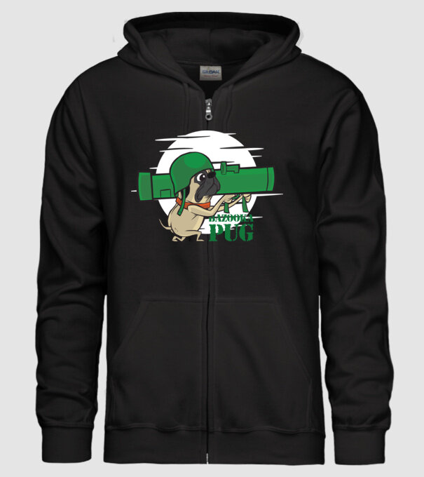 Mops Bazooka model negru pe tricou