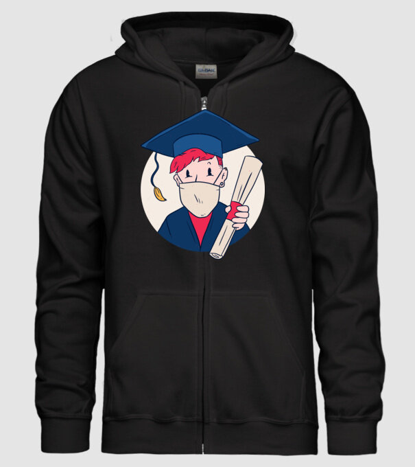 model negru pe tricou