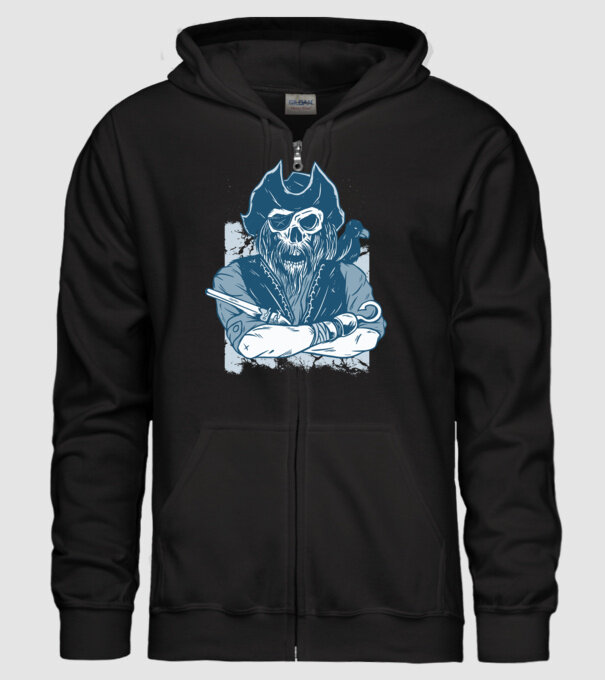 Pirat model negru pe tricou