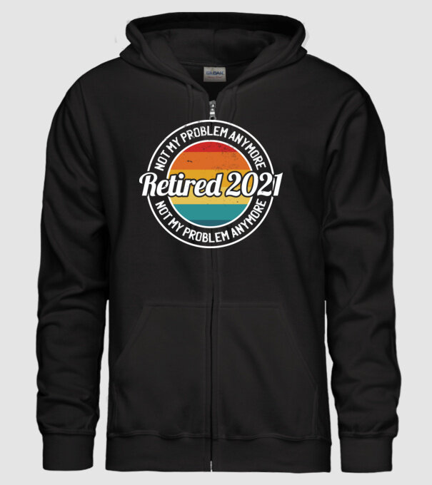 Pensionat 2021 model negru pe tricou
