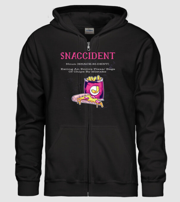 Snaccident model negru pe tricou