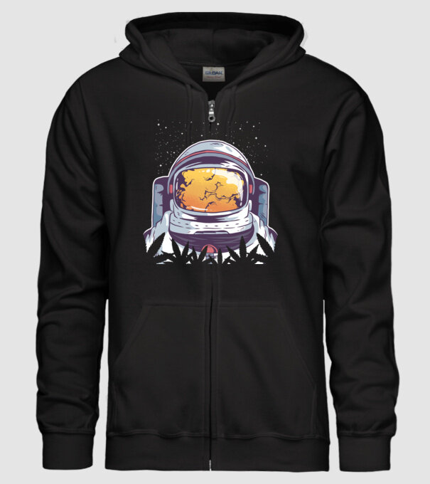 Astronaut Smoker model negru pe tricou