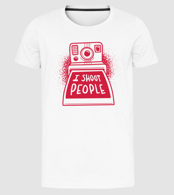 I shoot people - Fotograf model alb pe tricou
