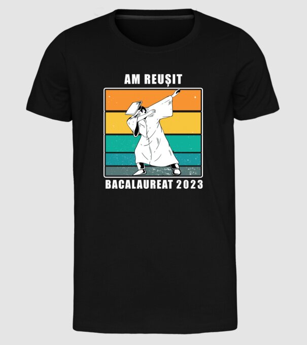 Am reușit 2023 model negru pe tricou