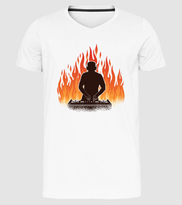 DJ Flăcări model alb pe tricou
