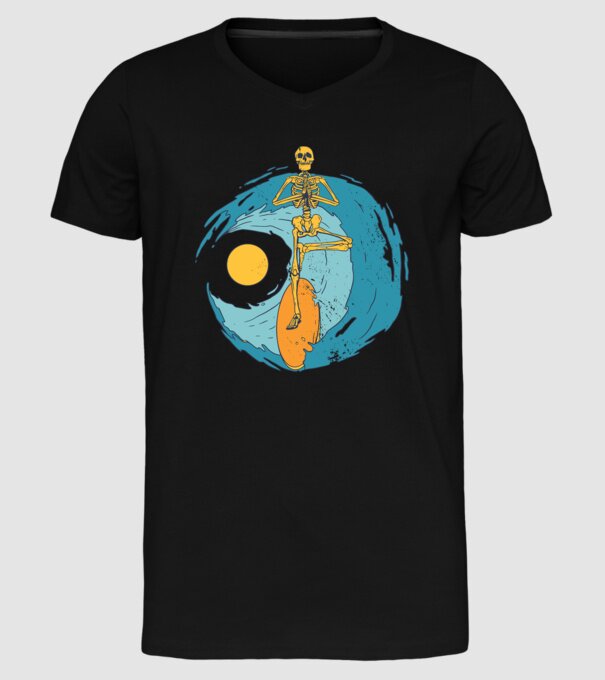 Schelet Surfer model negru pe tricou