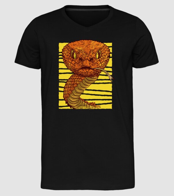 Cap de șarpe model negru pe tricou