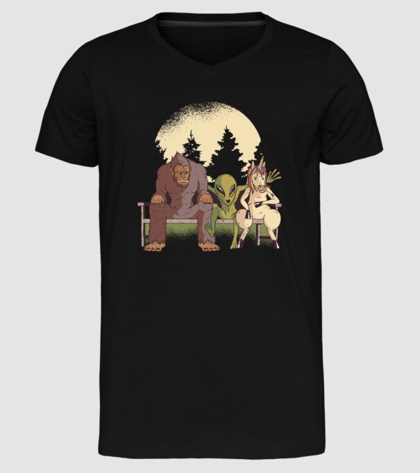 Creaturi mitice model negru pe tricou
