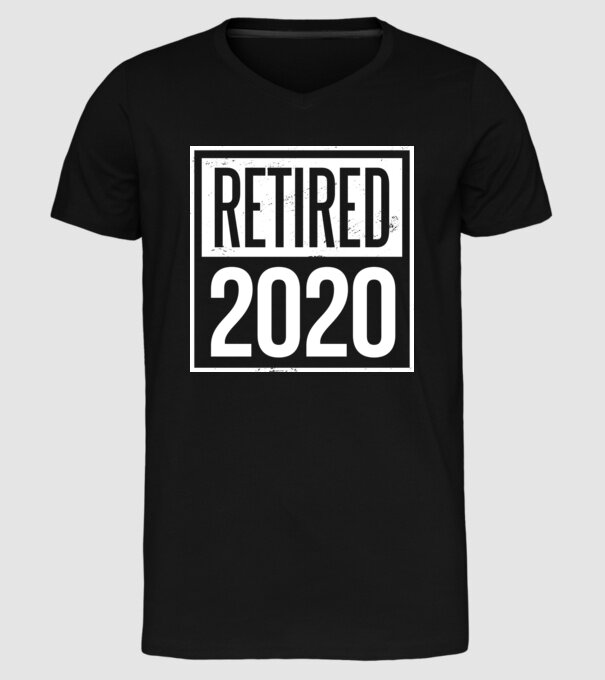 model negru pe tricou