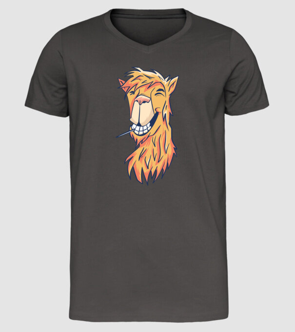 Cap de Lama model gri închis pe tricou