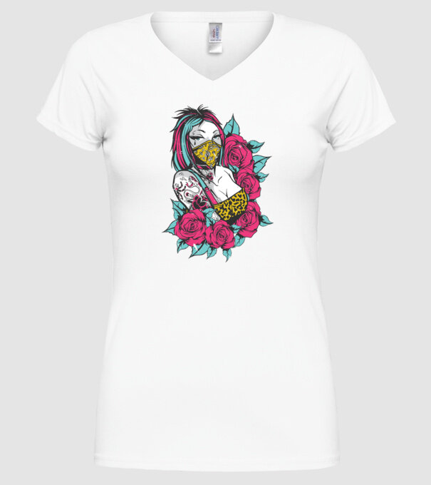 Fată tatuată model alb pe tricou