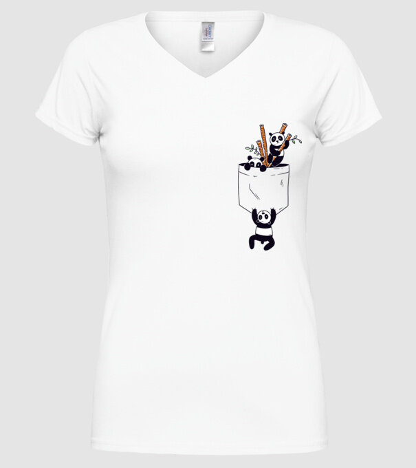 Panda de buzunar model alb pe tricou