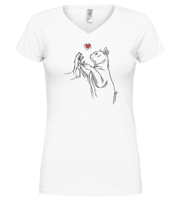  model  pe tricou