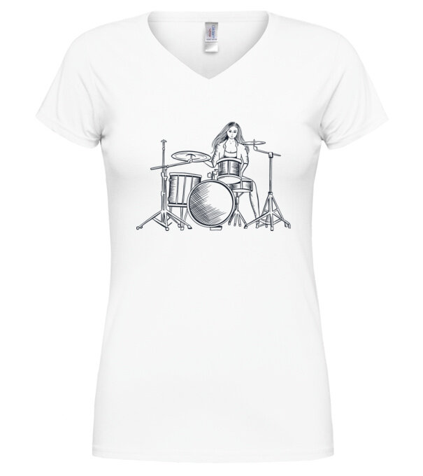  model  pe tricou