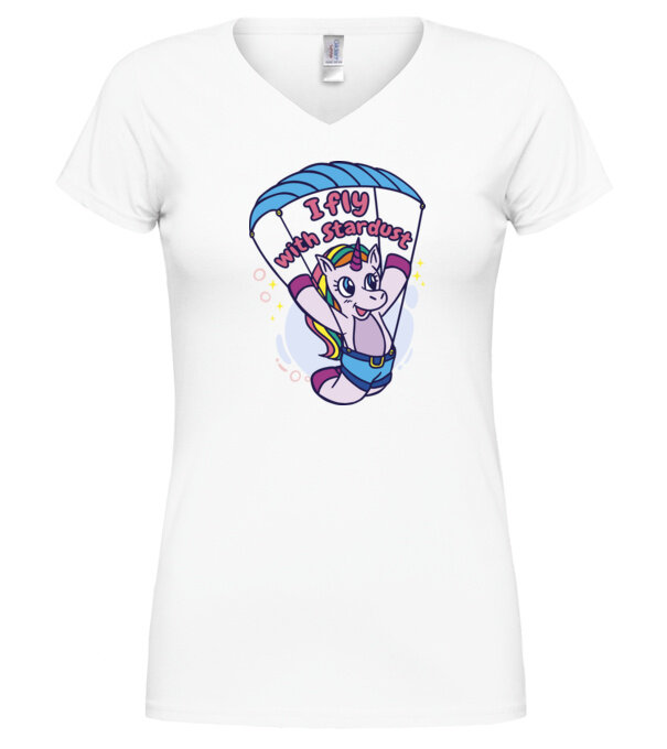 model  pe tricou