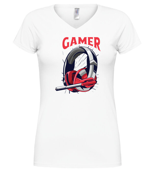  model  pe tricou