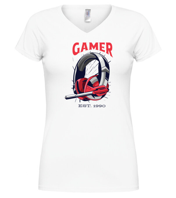  model  pe tricou