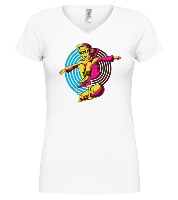  model  pe tricou