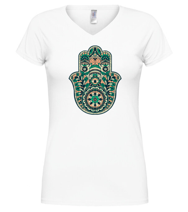  model  pe tricou