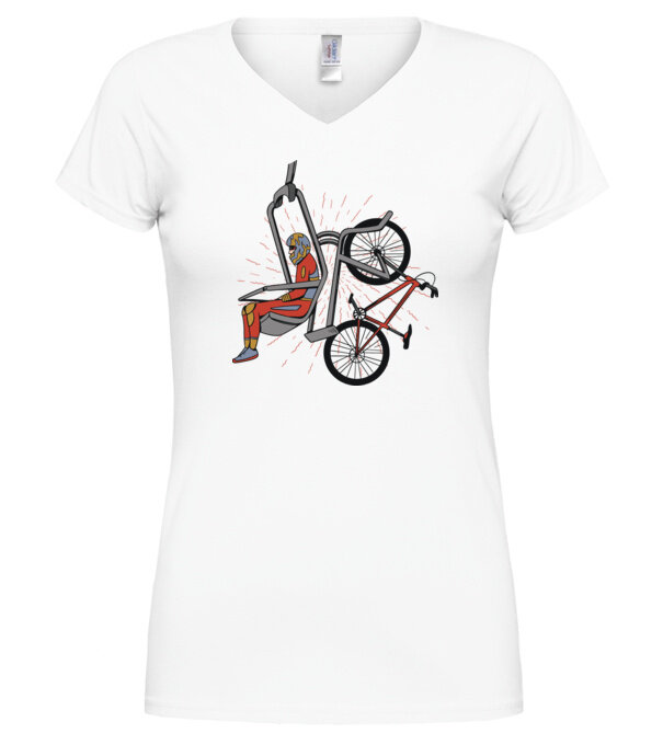  model  pe tricou