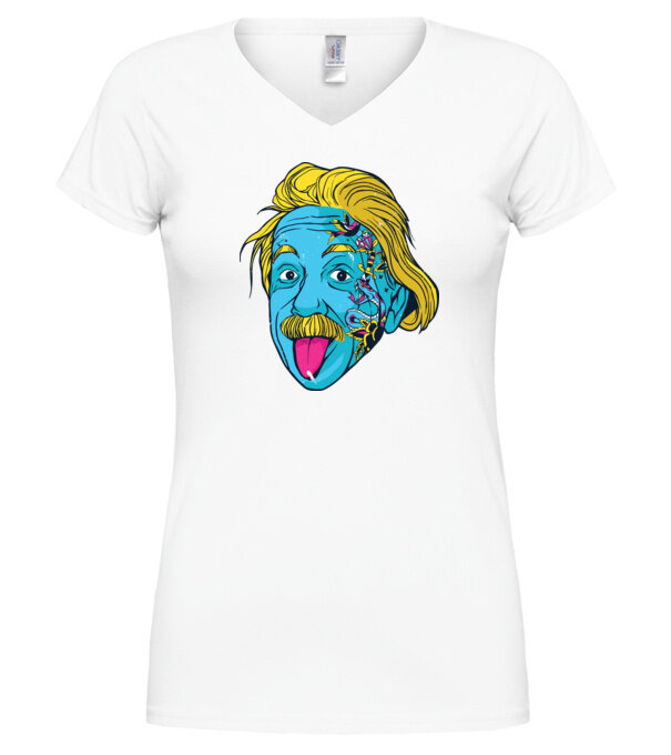  model  pe tricou