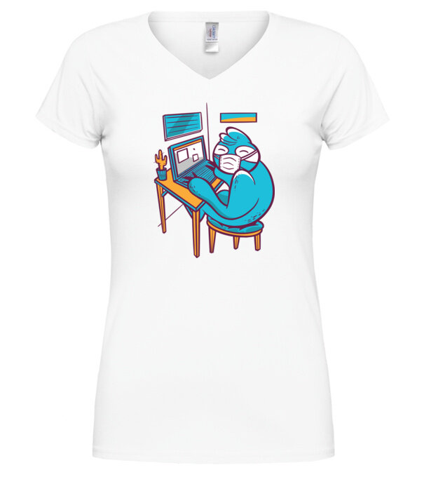  model  pe tricou
