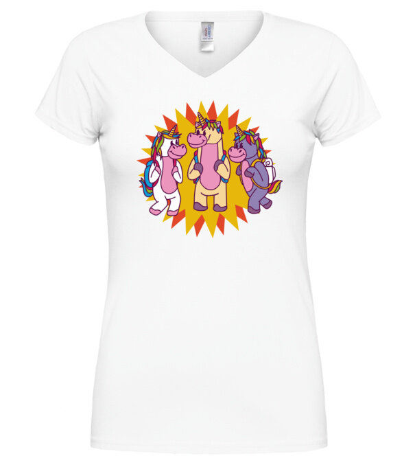  model  pe tricou