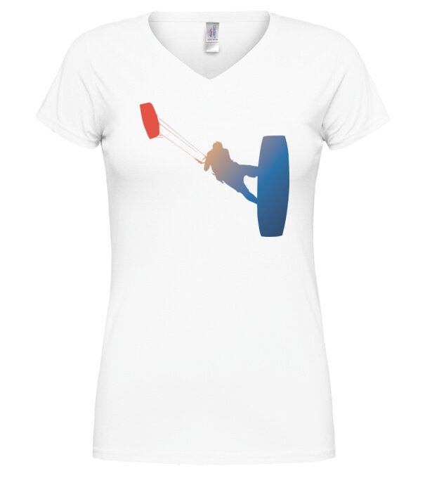  model  pe tricou