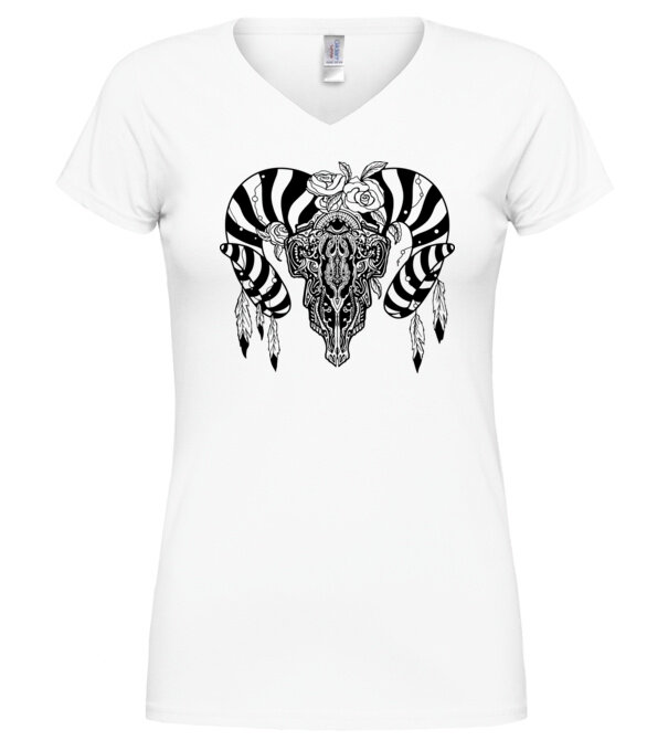  model  pe tricou