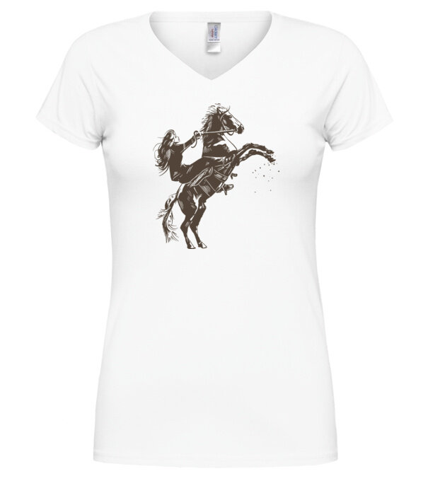  model  pe tricou