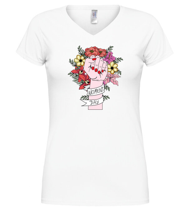  model  pe tricou