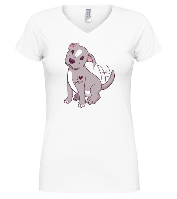  model  pe tricou