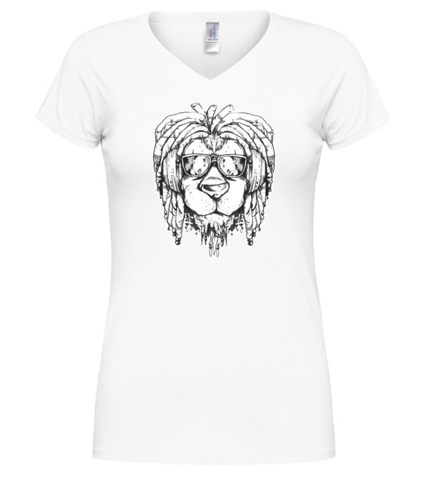  model  pe tricou