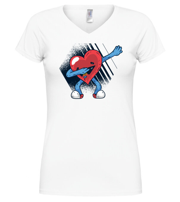  model  pe tricou
