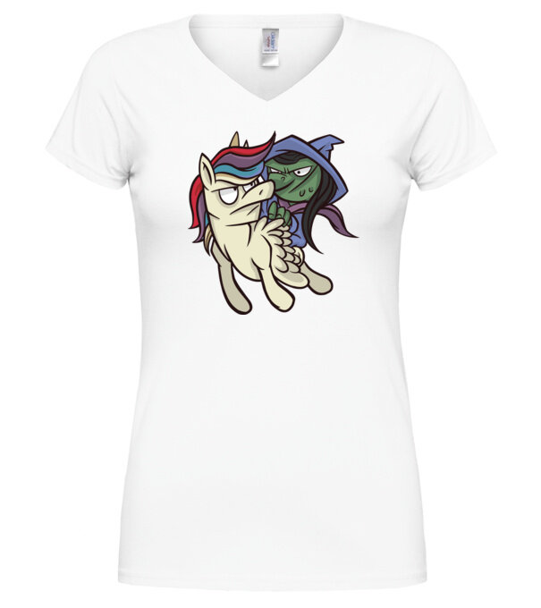  model  pe tricou
