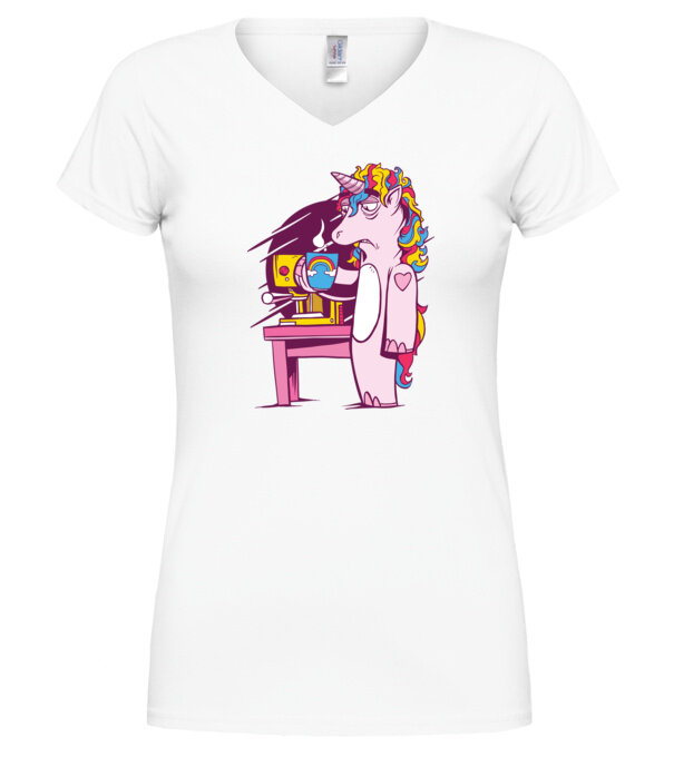  model  pe tricou