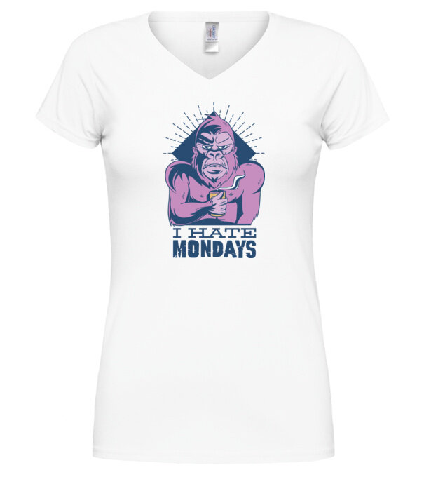  model  pe tricou