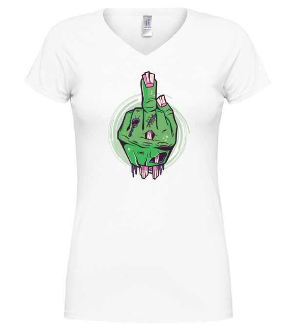  model  pe tricou