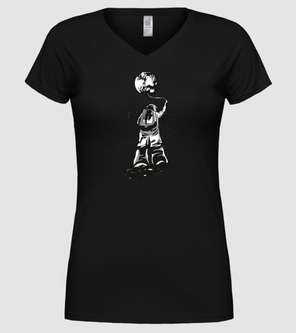 Astronaut Lună model negru pe tricou