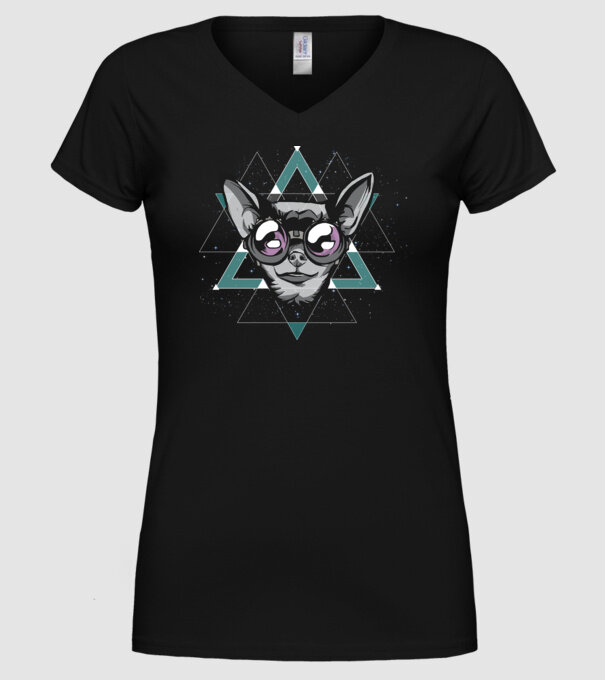 Tricou cu Câine Chihuahua model negru pe tricou