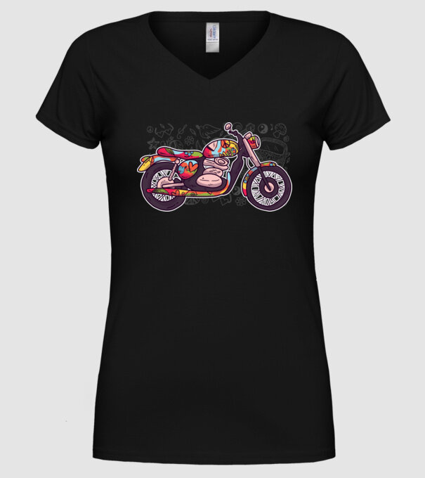 Motociclist Hippi model negru pe tricou