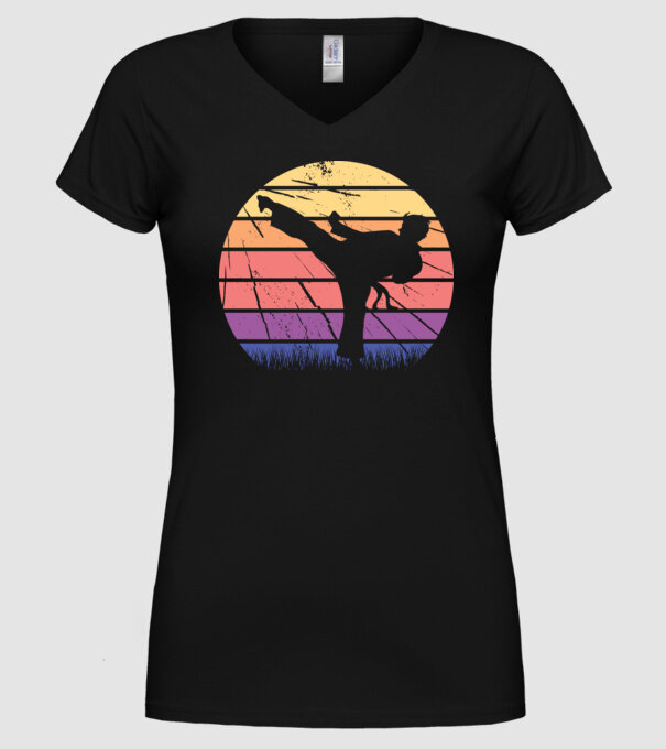 Karate Retro model negru pe tricou