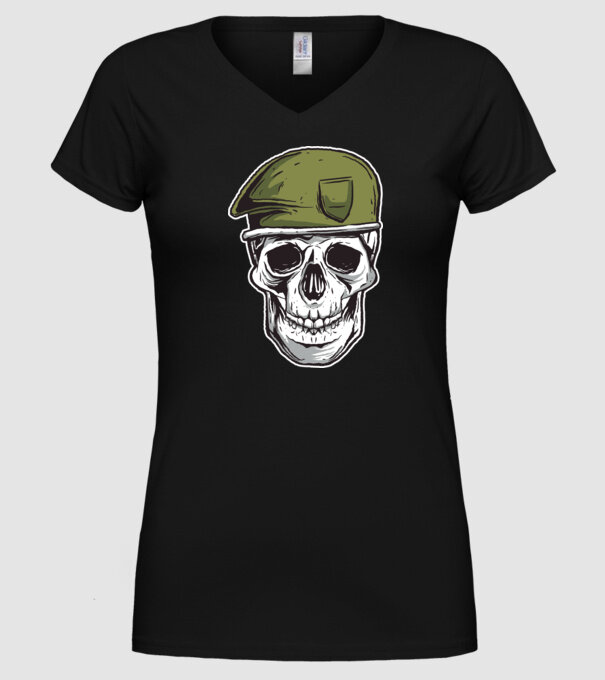 Craniu Soldat model negru pe tricou