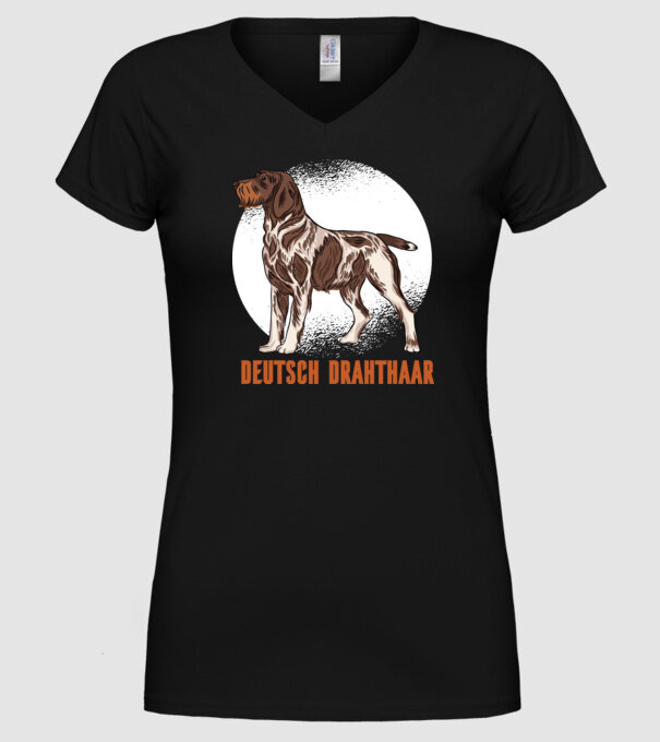 Brac german cu păr sârmos model negru pe tricou